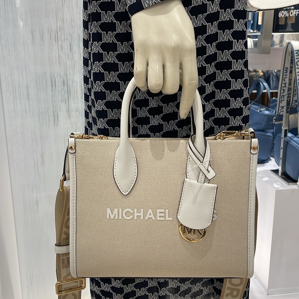 Michael Kors Mirella Small Shopper Top Zip Logo Crossbody XBODY
Optic White
NWT - Picture 12 of 16